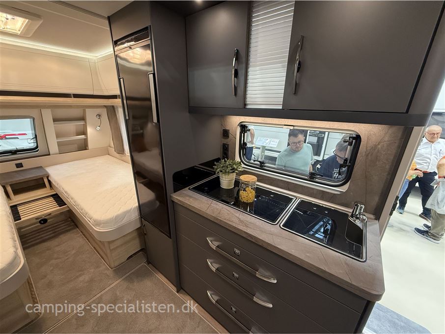 Hobby De Luxe 495 UL